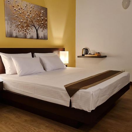 City Oasis 66 Negombo Exterior foto